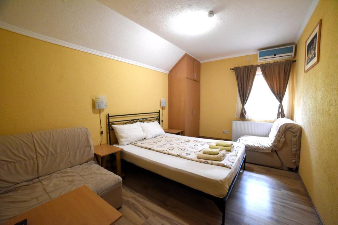 Etno Kuca Sa Konacistem Gocko Hotel Vrnjačka Banja Eksteriør billede