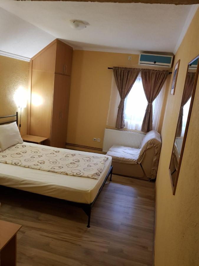 Etno Kuca Sa Konacistem Gocko Hotel Vrnjačka Banja Eksteriør billede